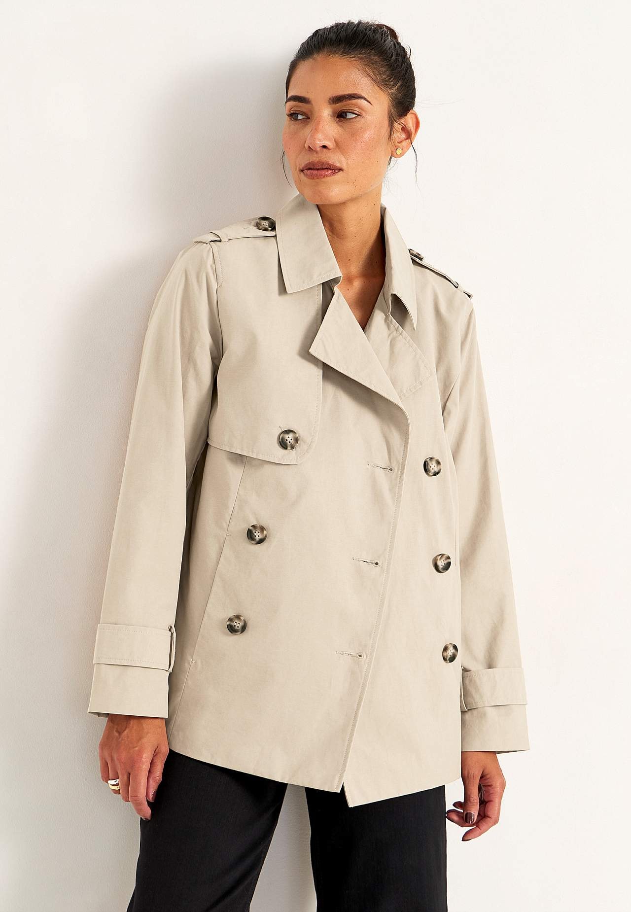Dubbel-borstige en korte trenchcoat