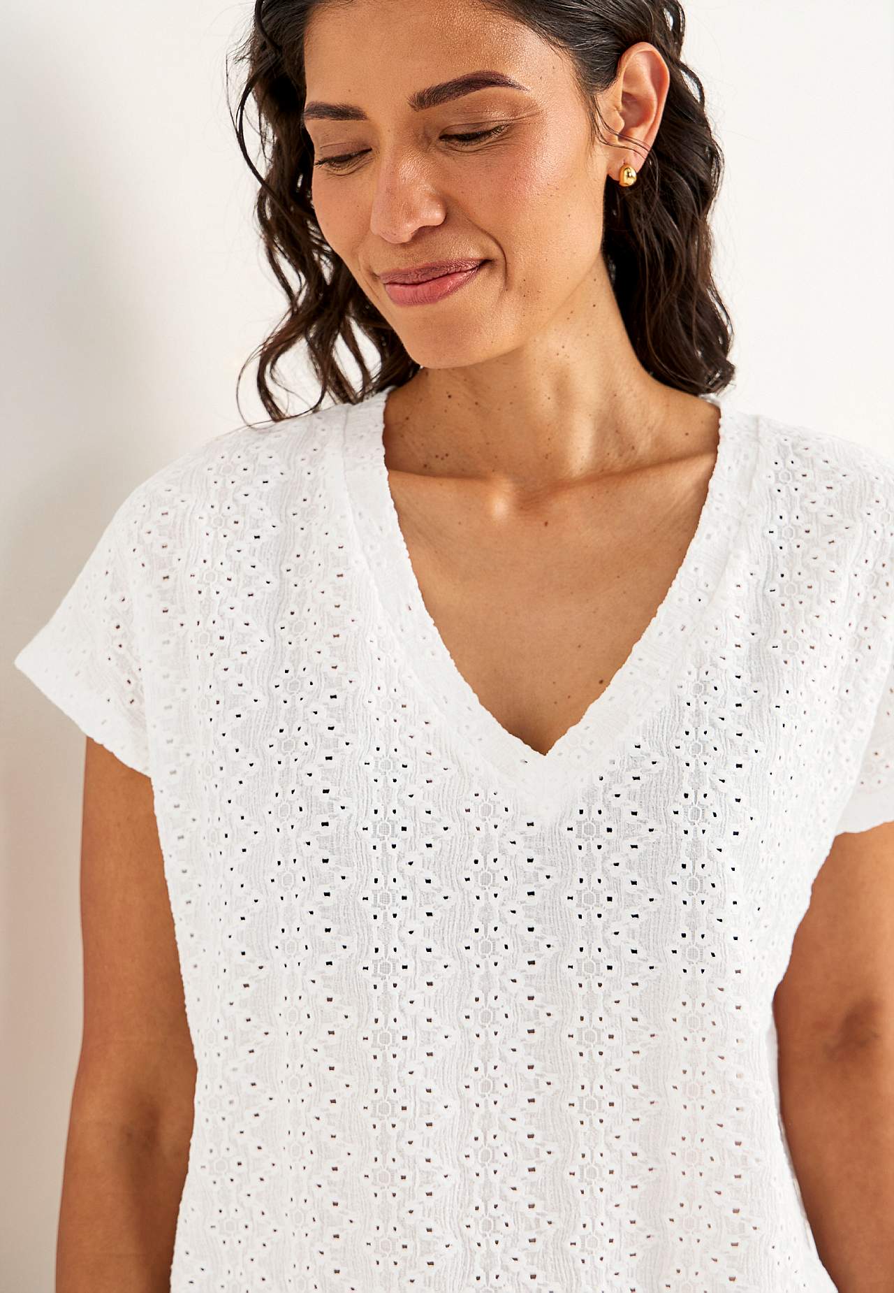 Jersey-topje met borduurwerk met gaten
