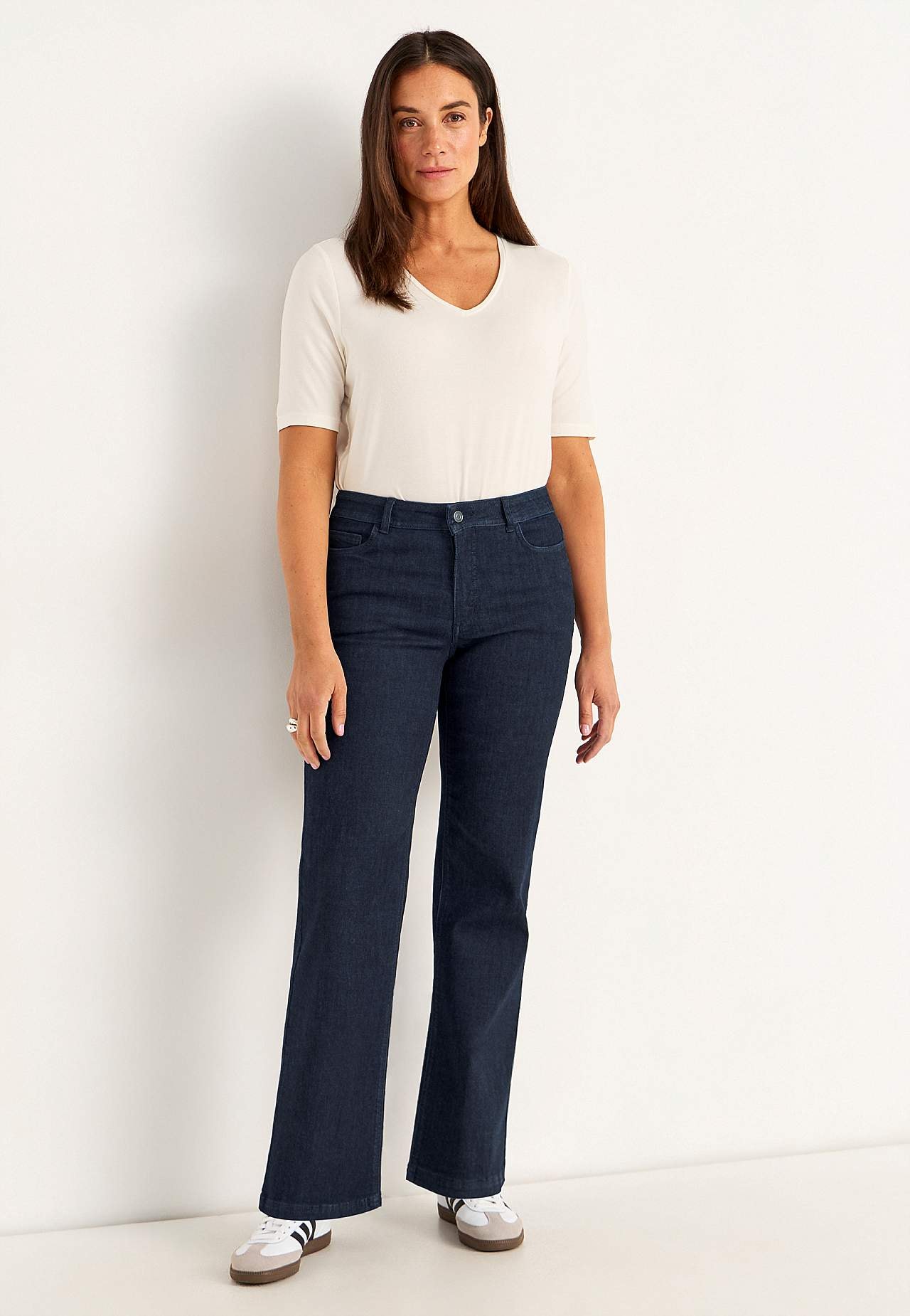 Wijde spijkerbroek van superstretch denim Sara