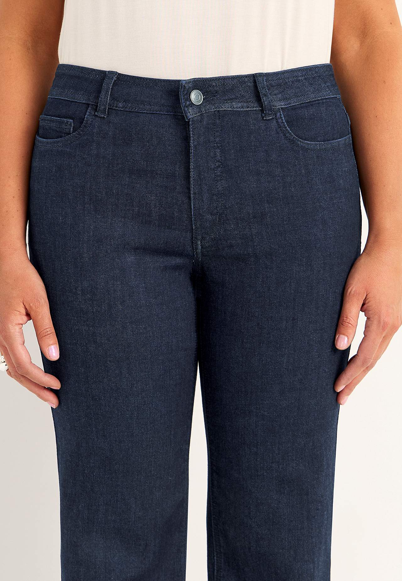 Wijde spijkerbroek van superstretch denim Sara