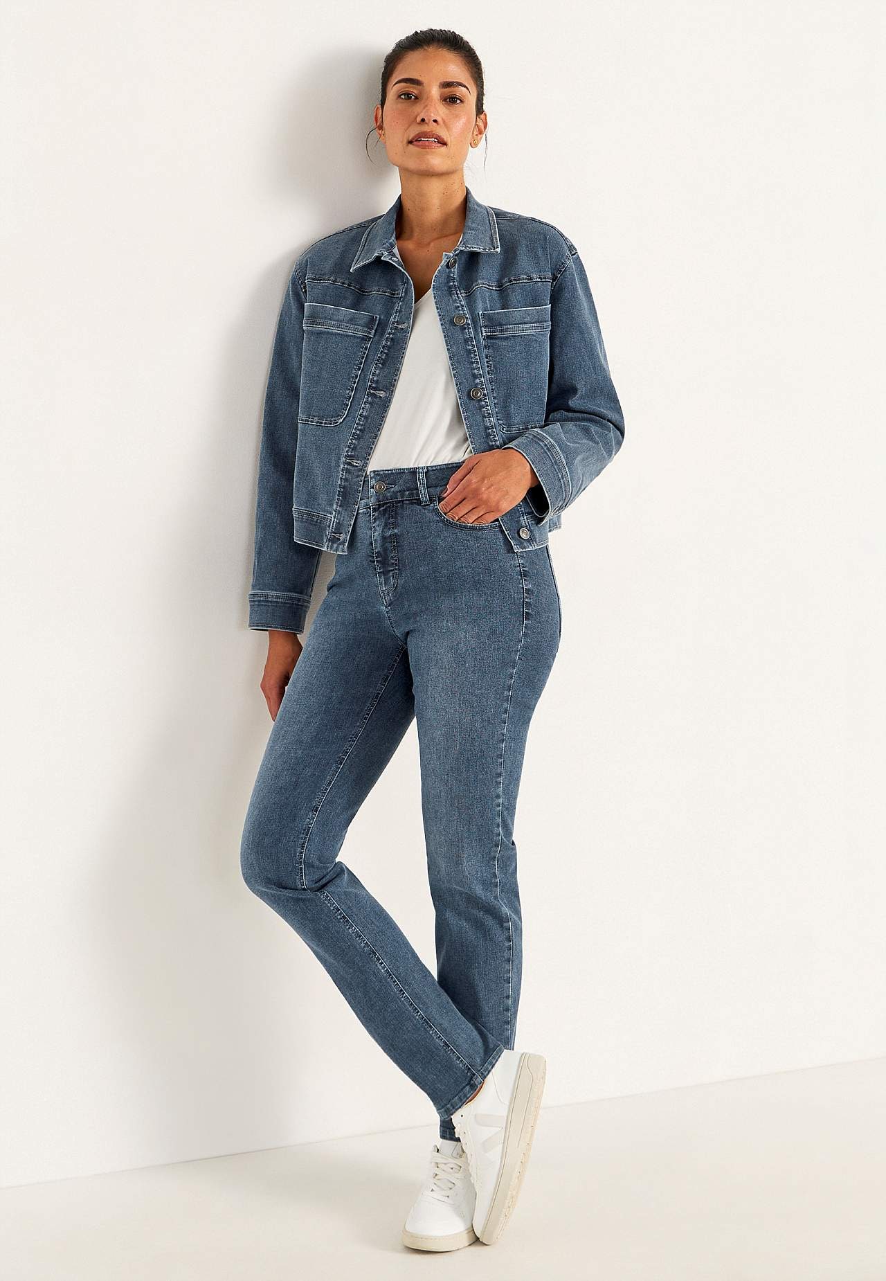 Rechte spijkerbroek van superstretch denim