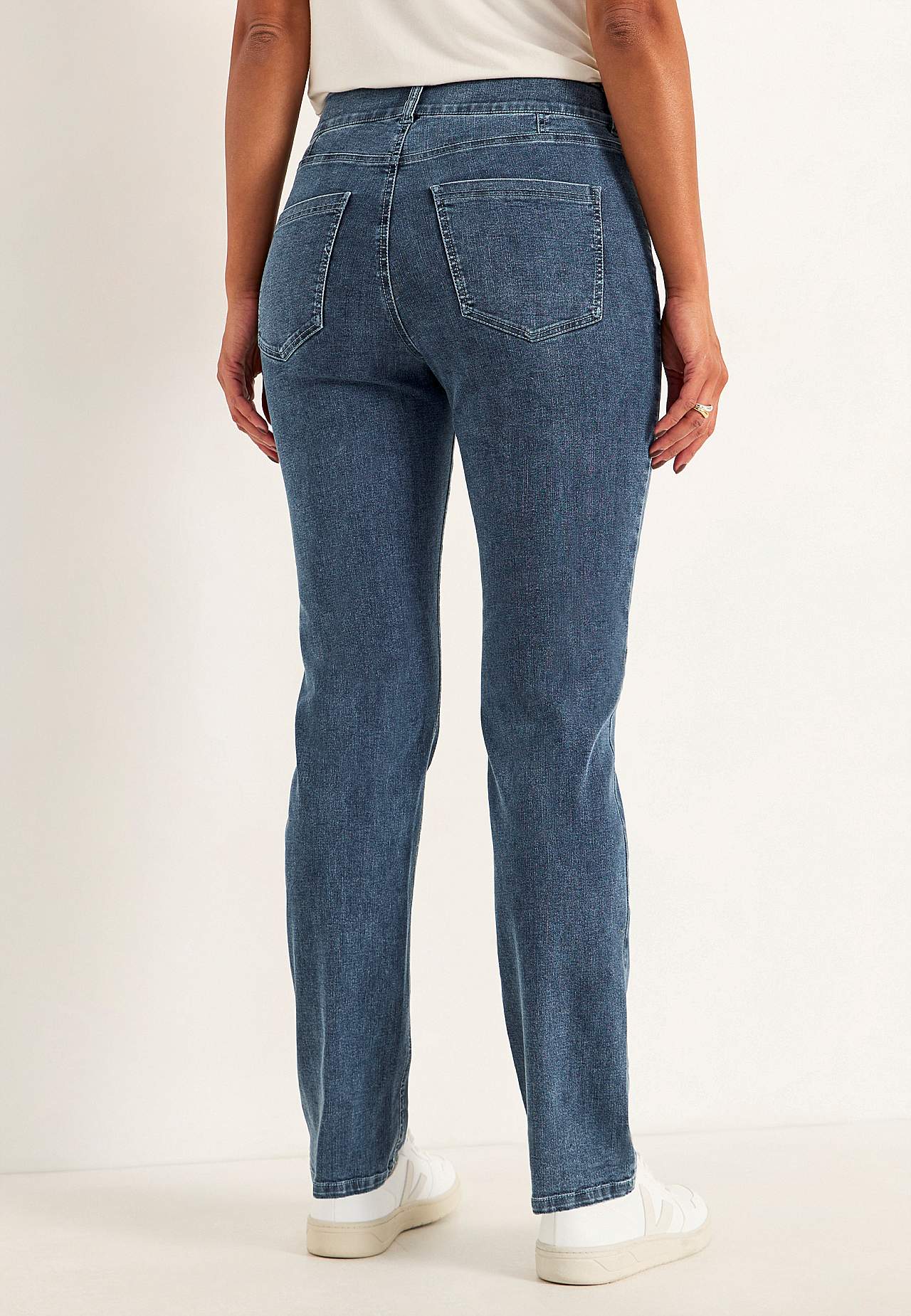 Rechte spijkerbroek van superstretch denim