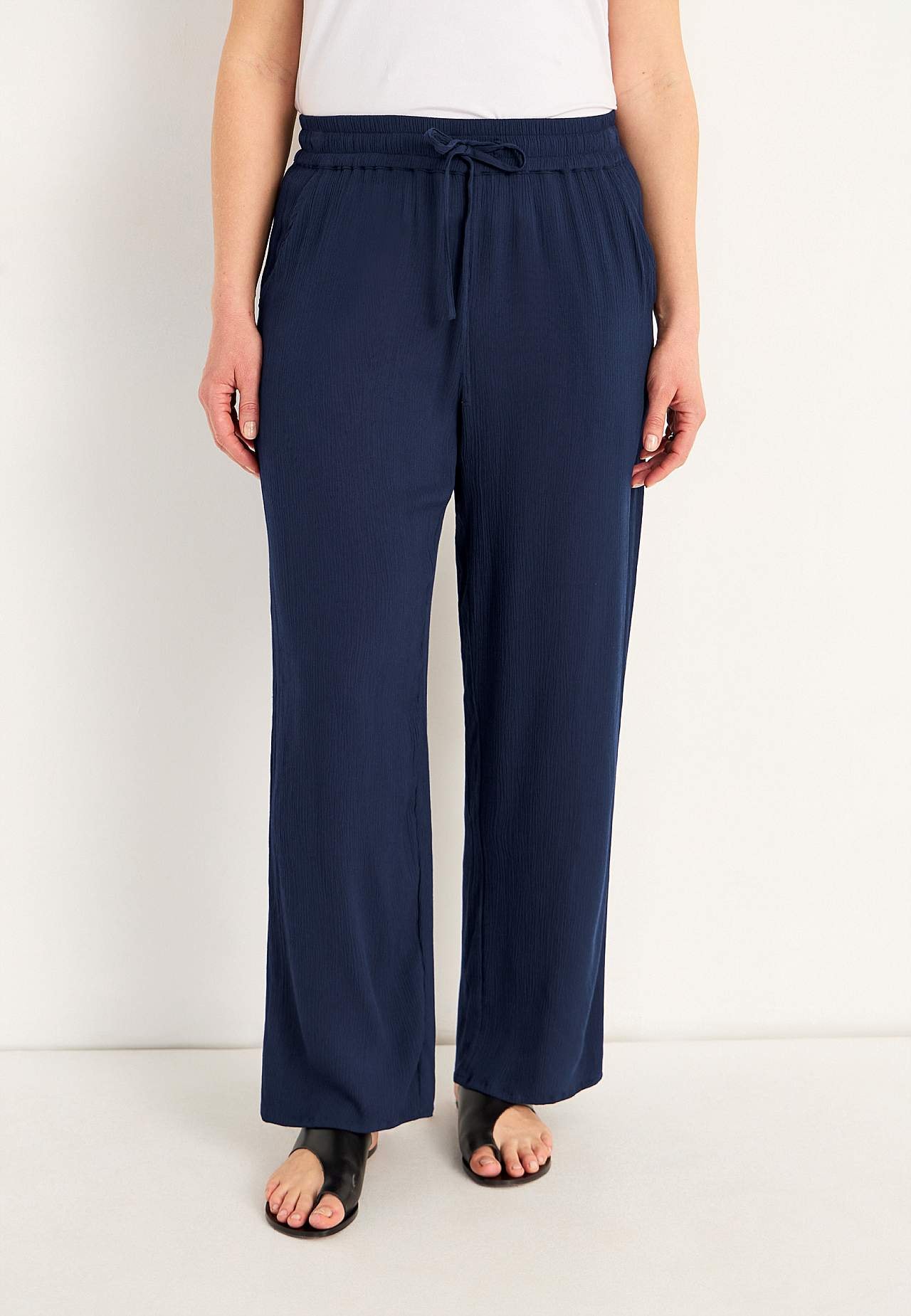 Broek van viscose-crêpe