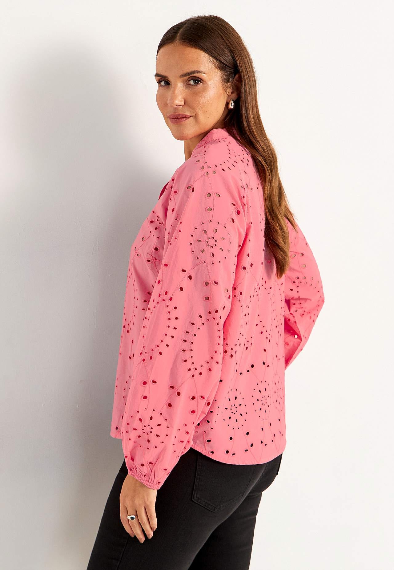 Bloes met borduursel