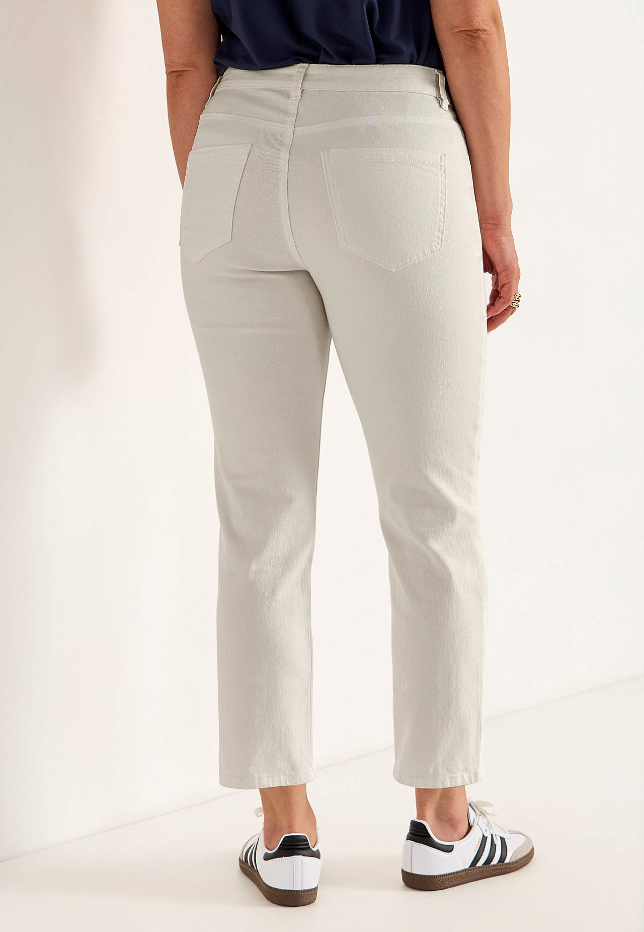 Iets slankere enkeljeans