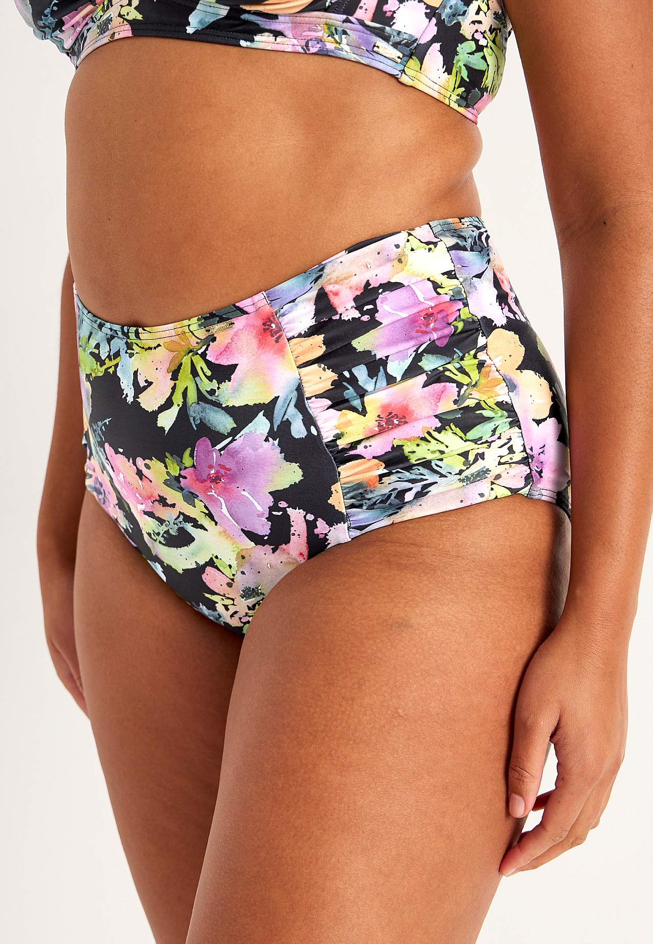 Gerimpeld bikinibroekje met hoge taille