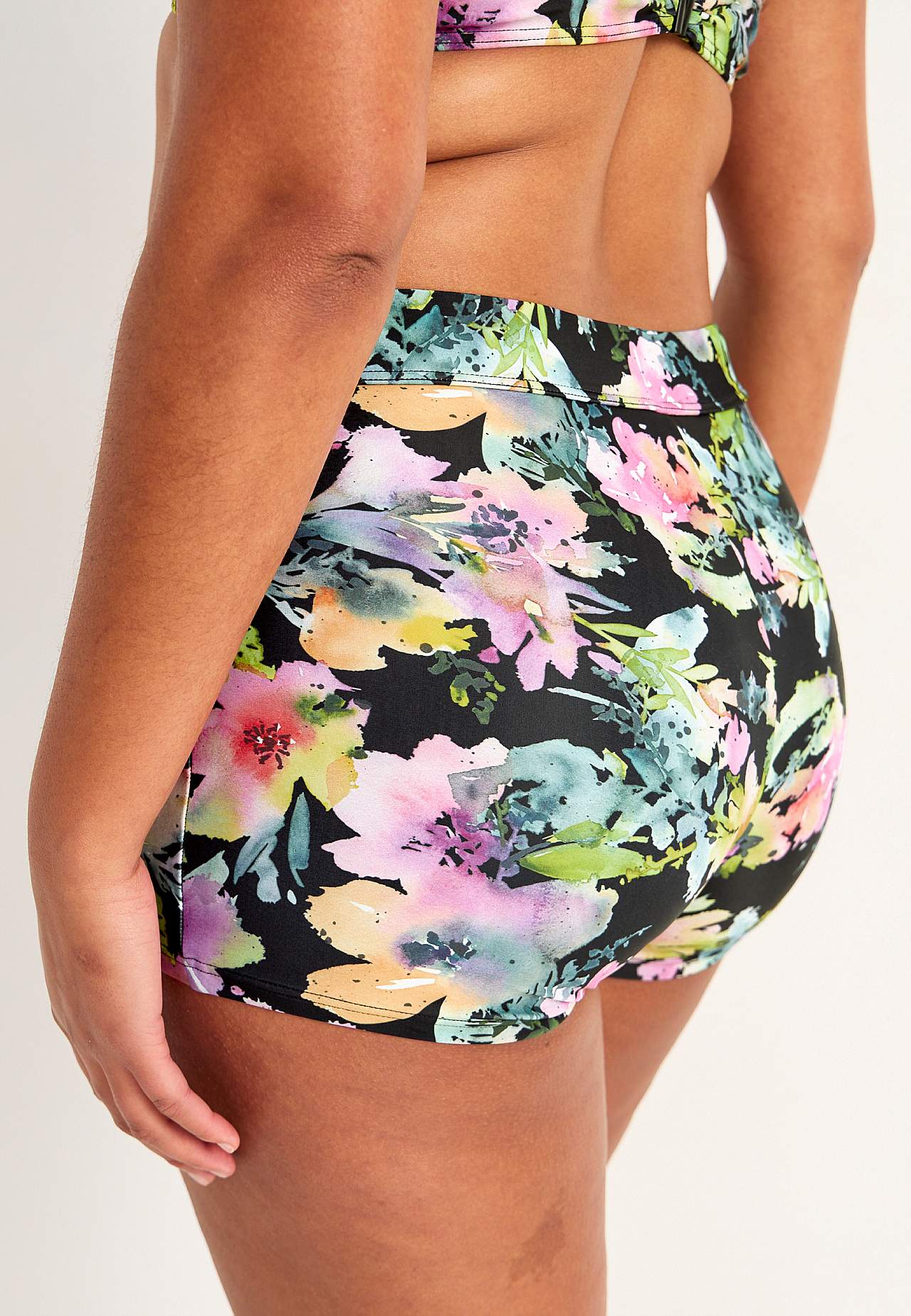 Bikinibroekje met kort been