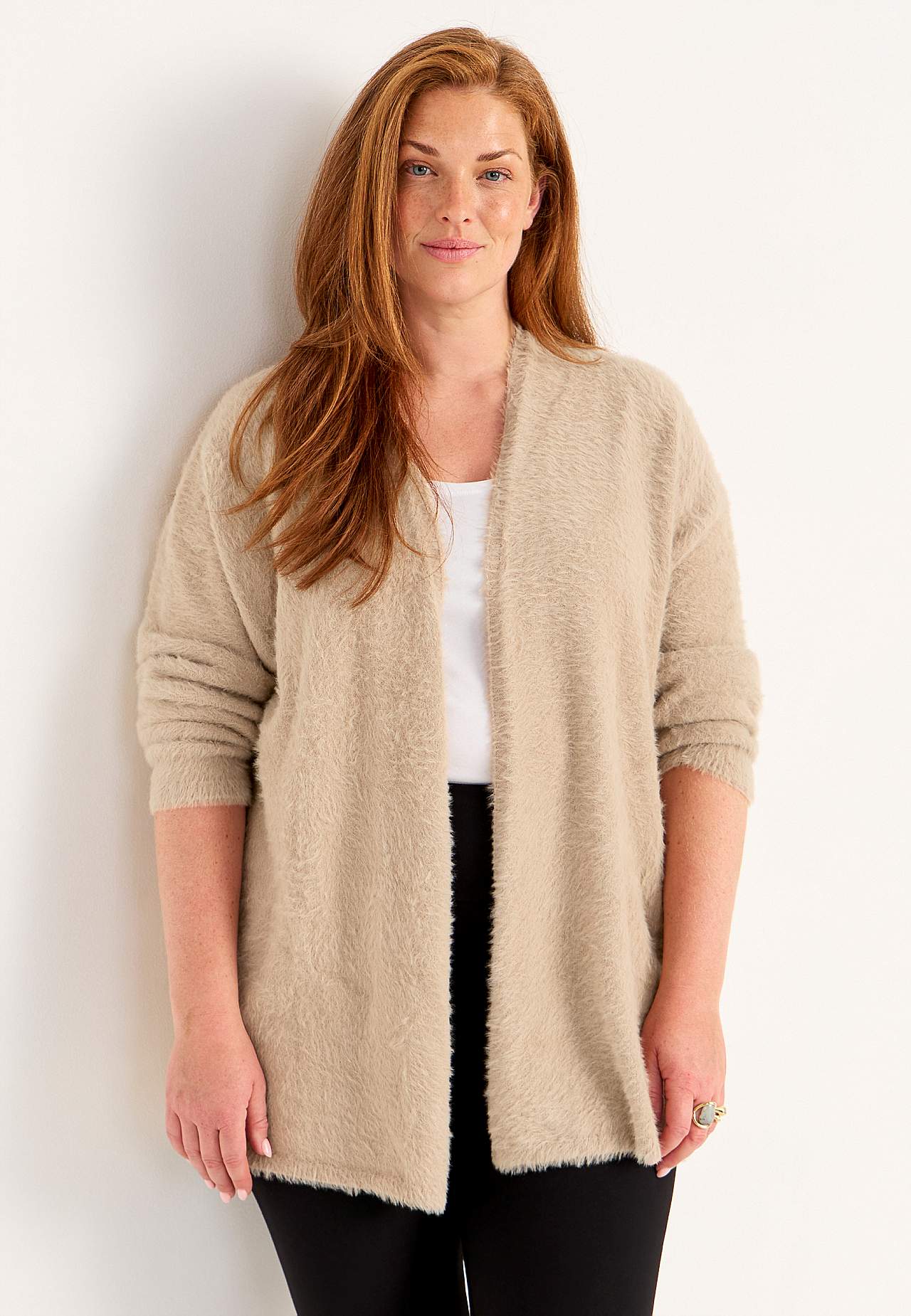 Gebreide en open cardigan