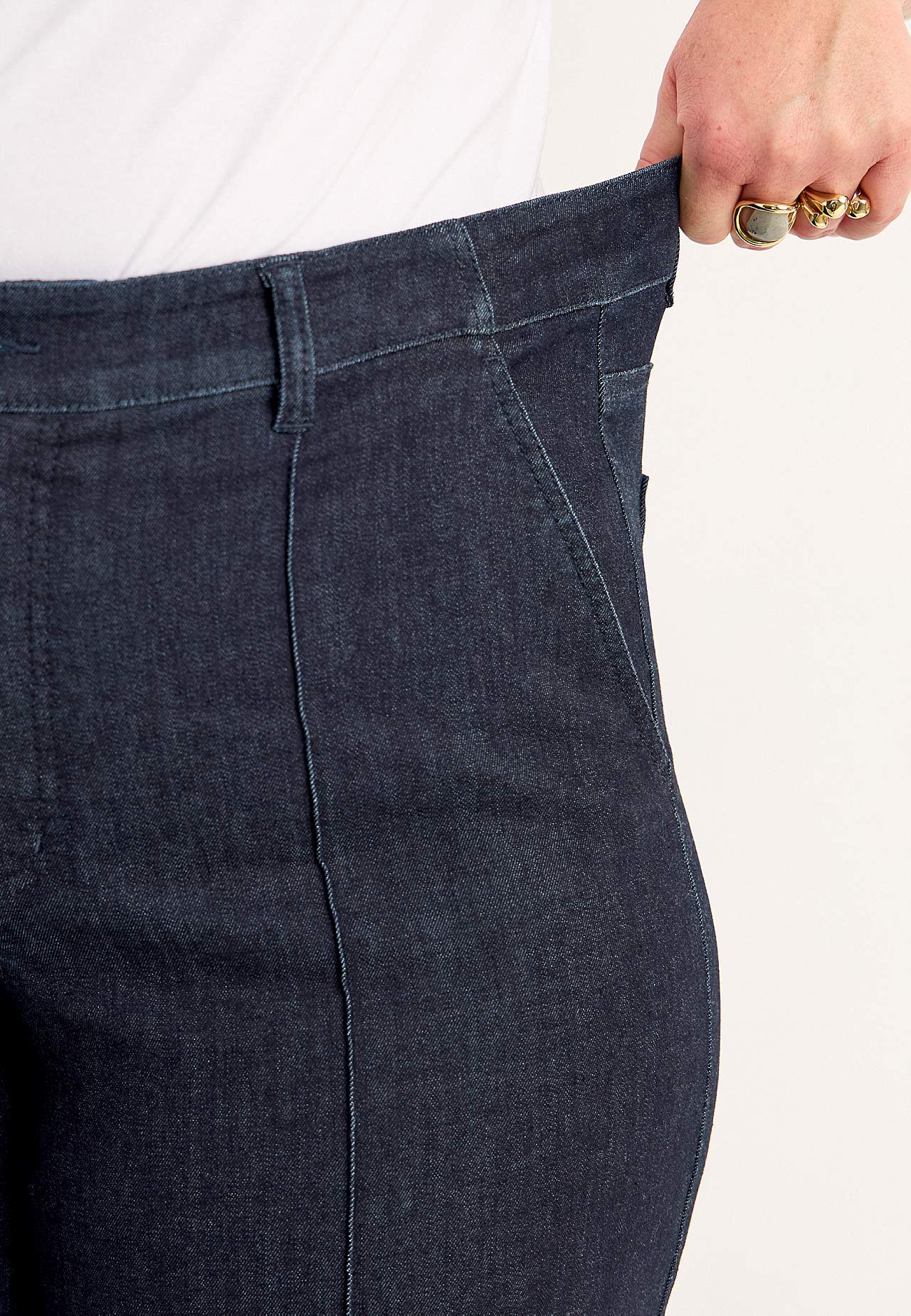 Wijde spijkerbroek met gestikte vouwen Mia