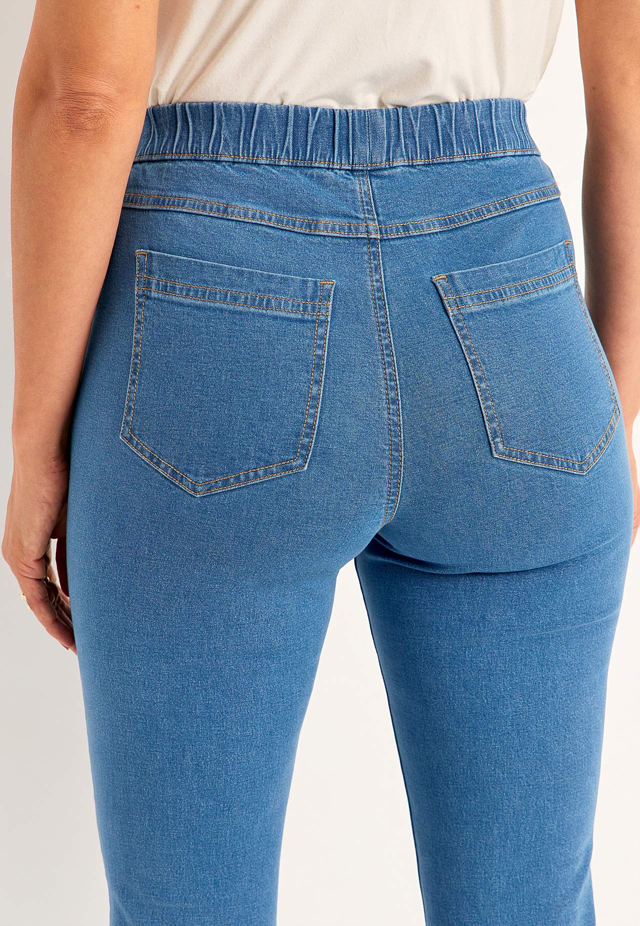 Elastische en smalle jeggings