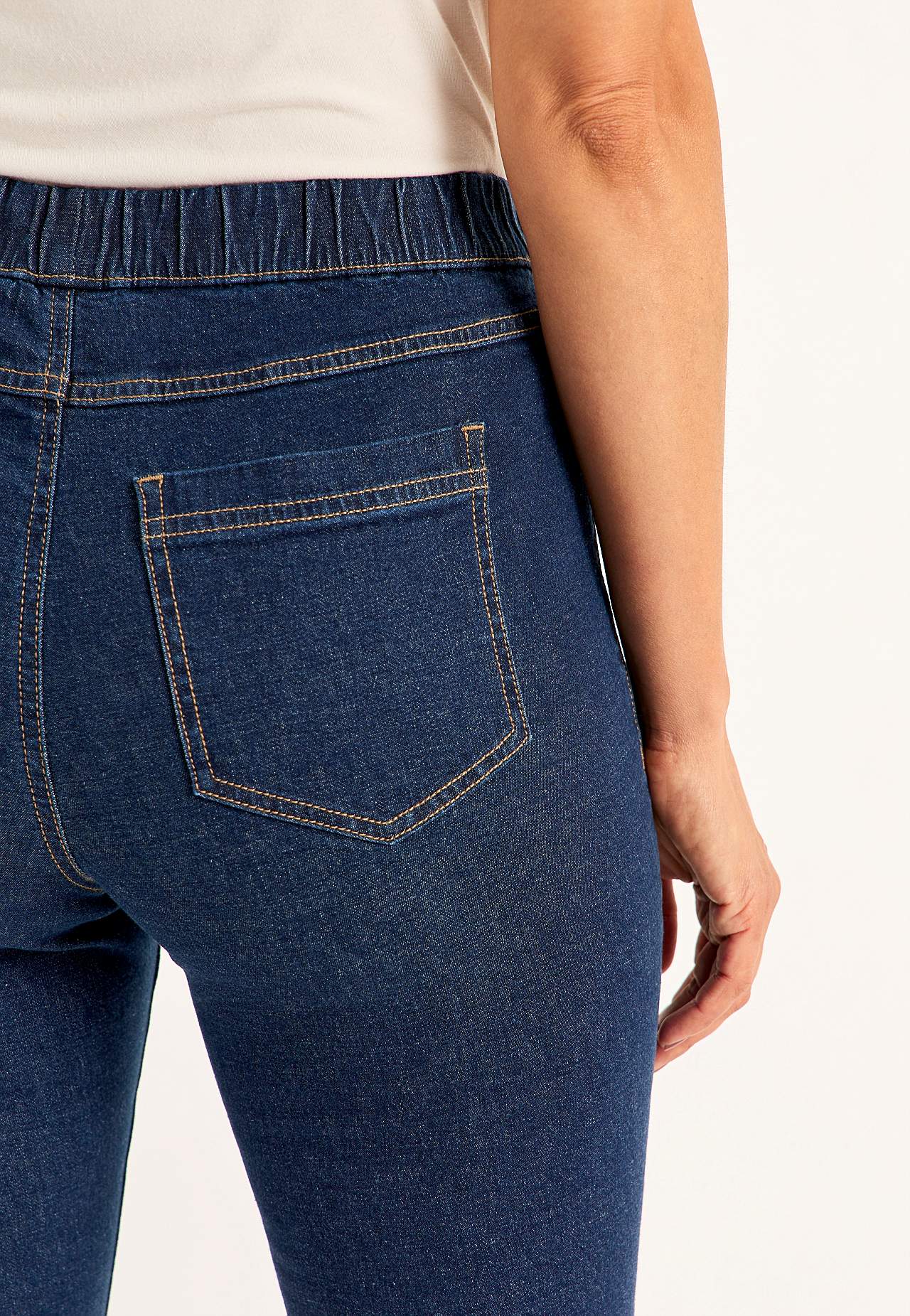 Elastische en smalle jeggings