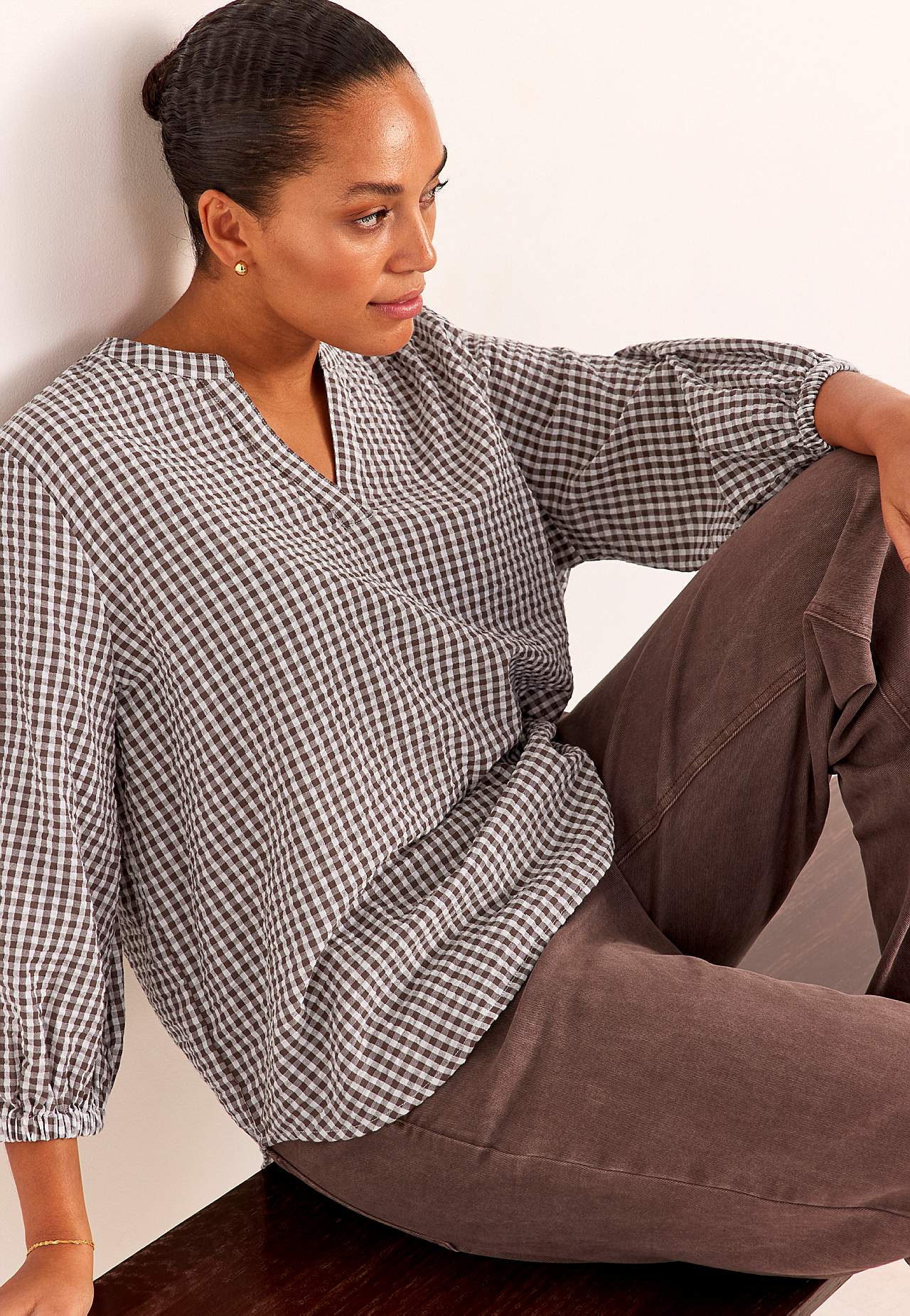 Klein geruite bloes van seersucker