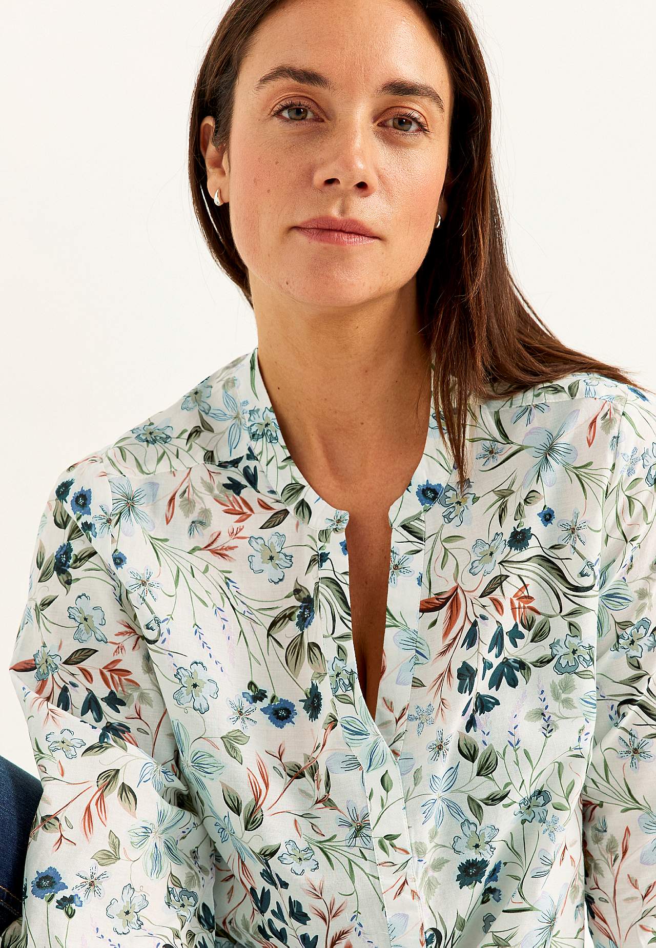 Gevlochten tuniek met een bloemenpatroon