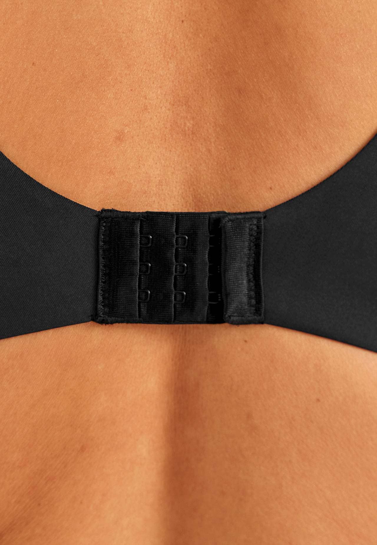 Ongevoerde beugel-bh