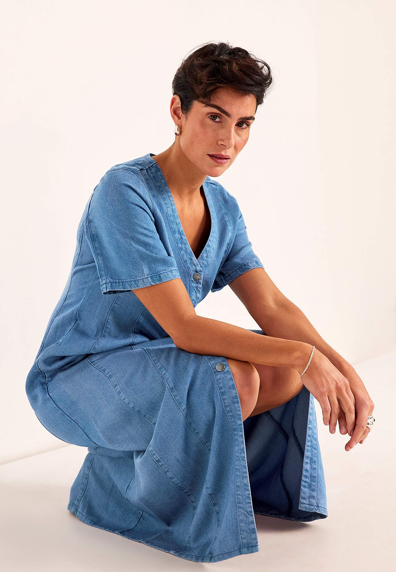 Ultra-zachte Premium denim jurk met knoppen