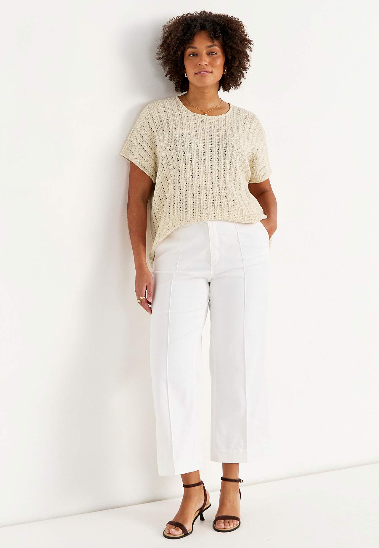 Jersey-topje met gatenpatroon