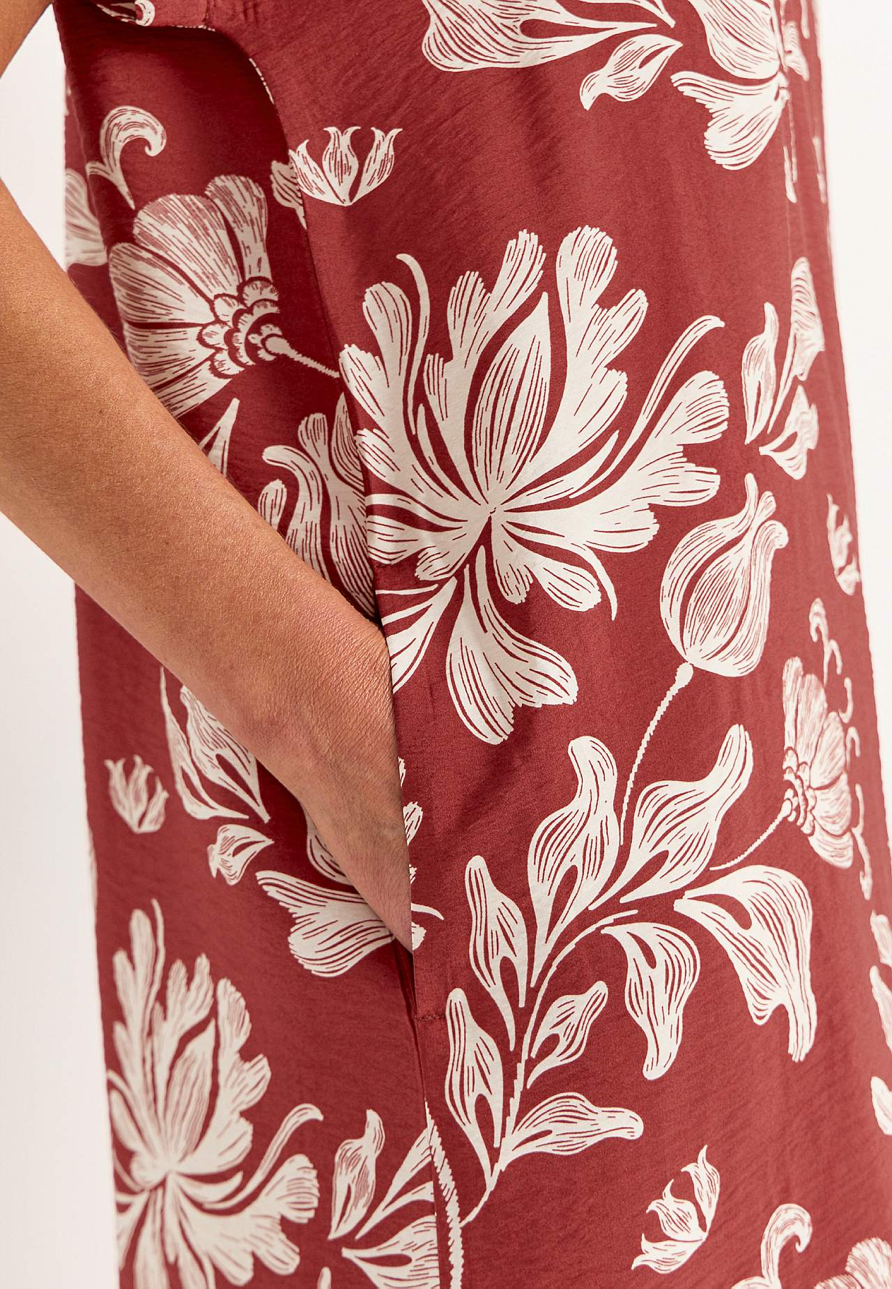 Patroonvormige jurk met zakken