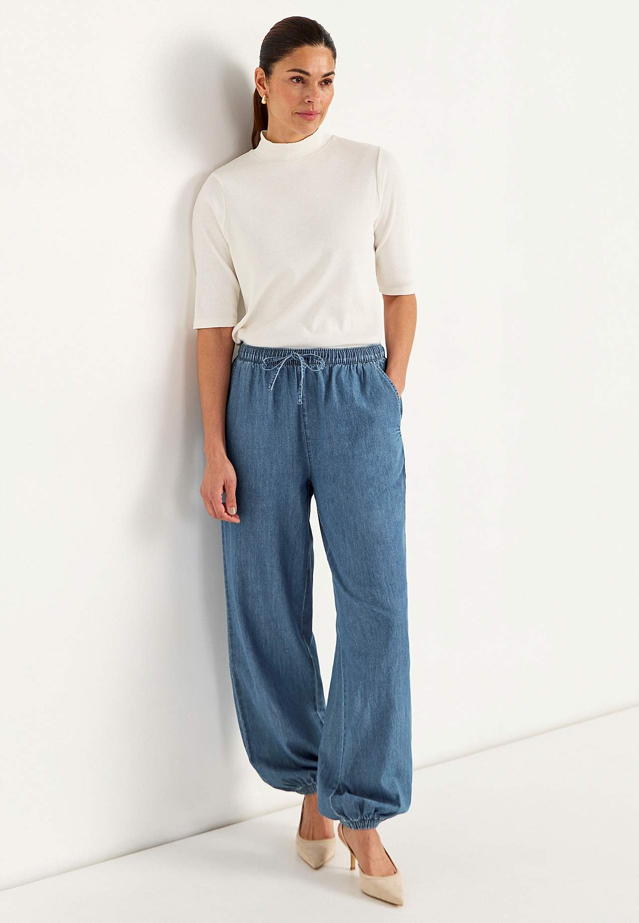 Broek van lichte denim met hoge taille